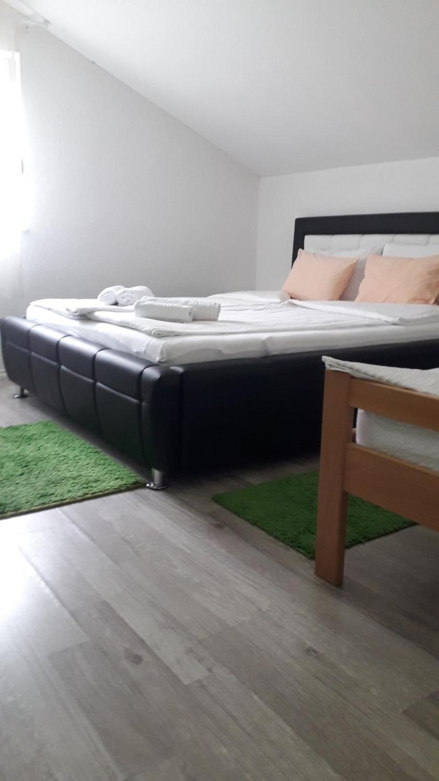 King San Appartement Mostar Kamer foto