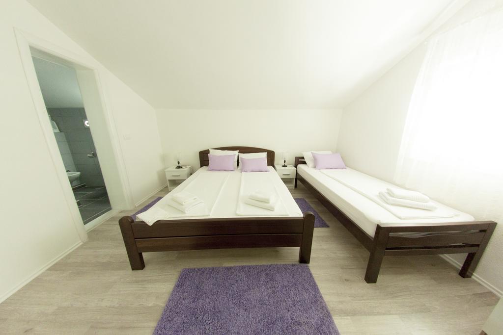 King San Appartement Mostar Kamer foto